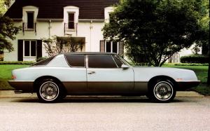 Avanti Luxury Sports Coupe '1987 - 89